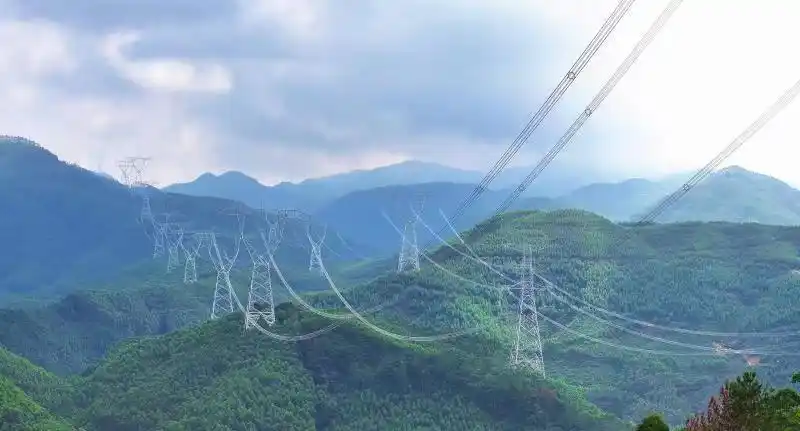 我国1000kV特高压干式套管实现工程推广