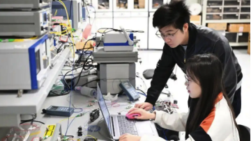 我国刷新光通信传输纪录